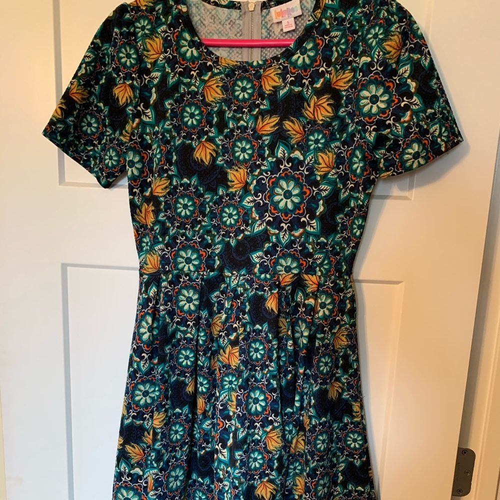 Lularoe Amelia dress